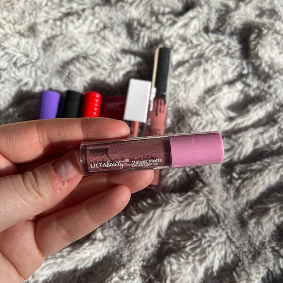 Lipstick Bundle - Picture 3 of 3